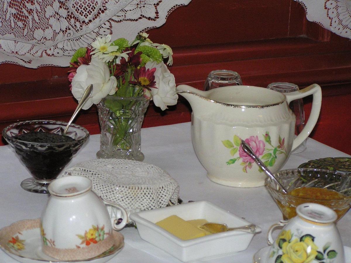 Albatross Inn Bed & Breakfast Dunedin Exterior photo