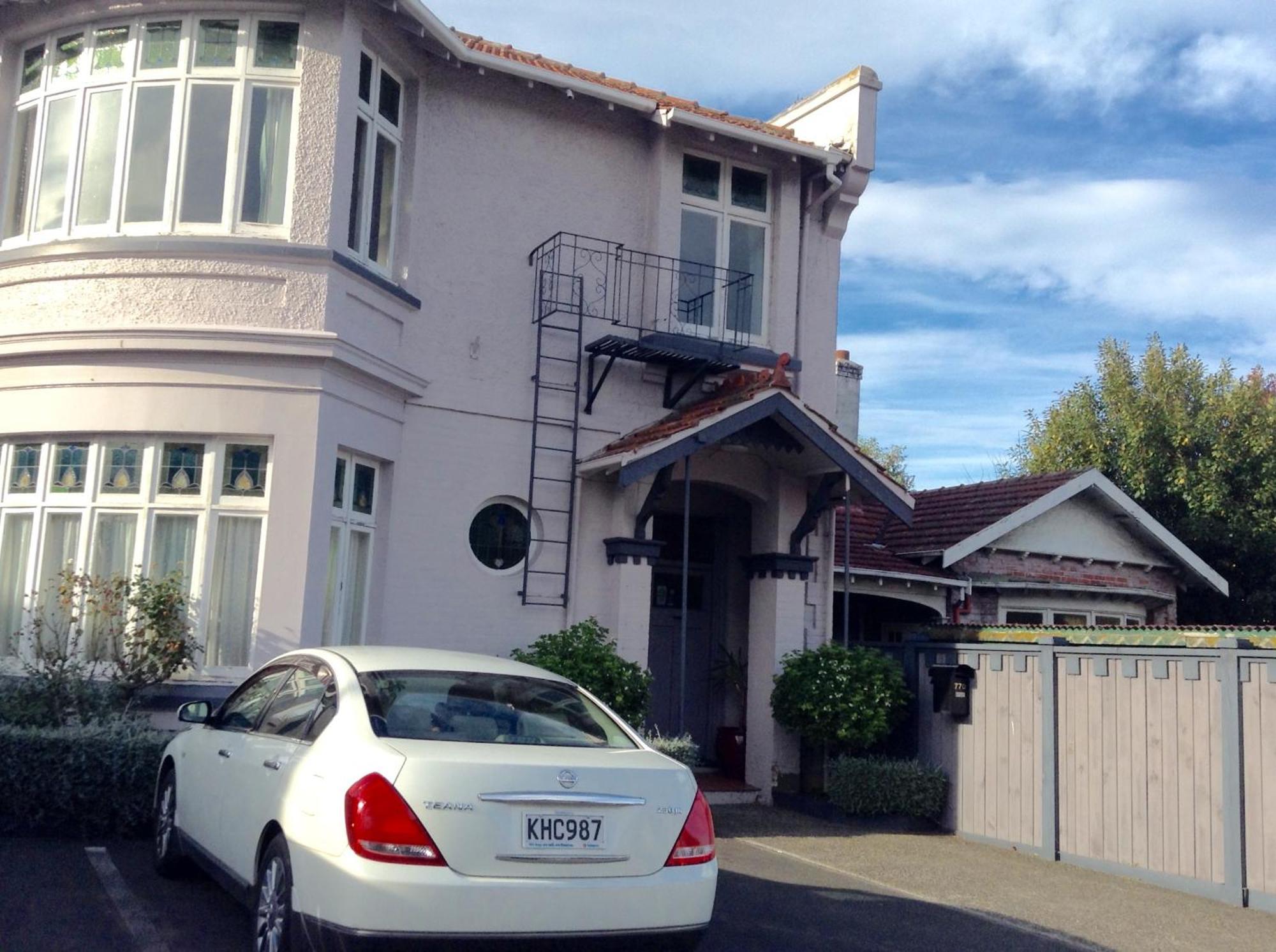 Albatross Inn Bed & Breakfast Dunedin Exterior photo
